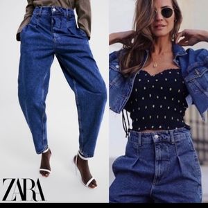 Zara Bloggers Favorite 'The Denim Pleat Pant'  slouchy jeans